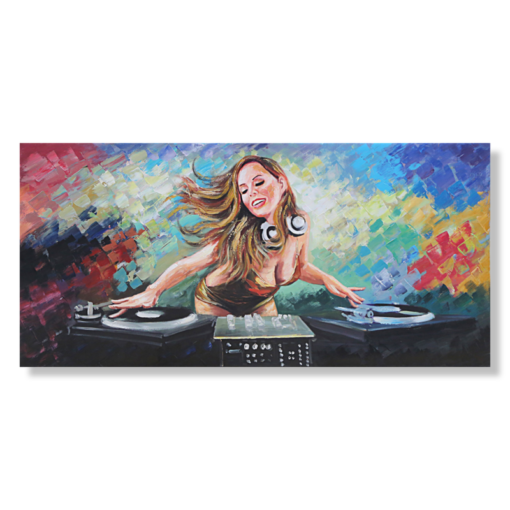 Een schilderij met een DJ